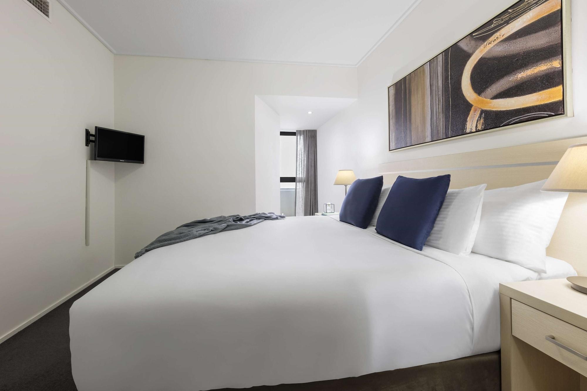 Oaks Brisbane Aurora Suites Экстерьер фото