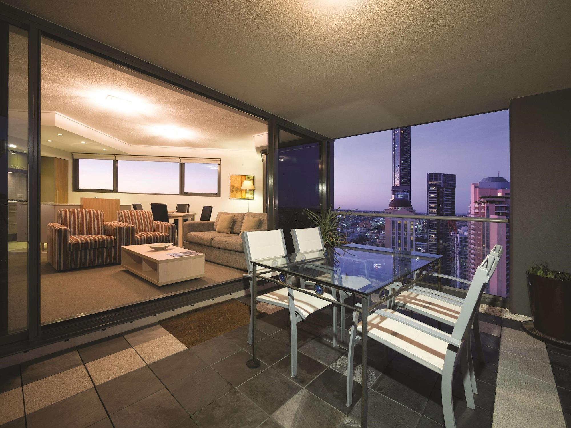 Oaks Brisbane Aurora Suites Экстерьер фото