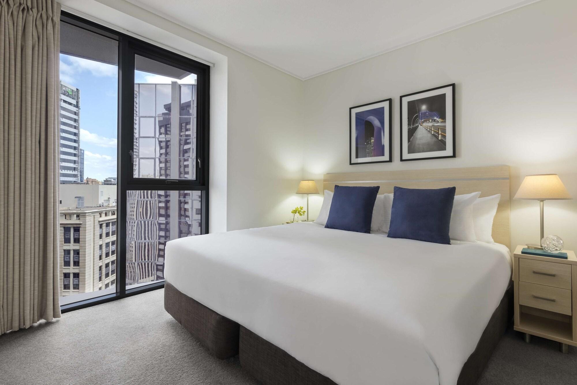 Oaks Brisbane Aurora Suites Экстерьер фото